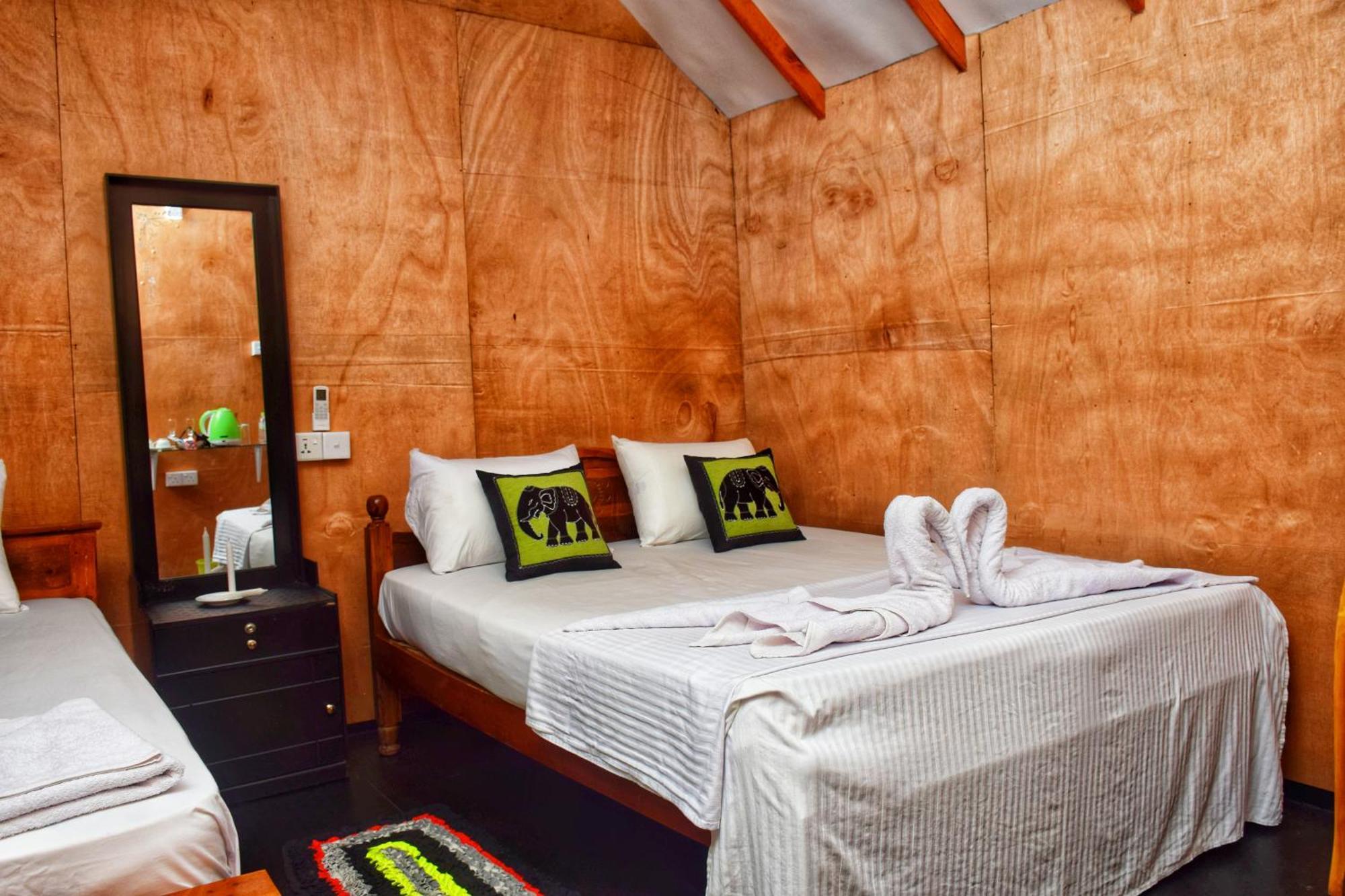 Appartement Akash Treehouse à Sigirîya Extérieur photo