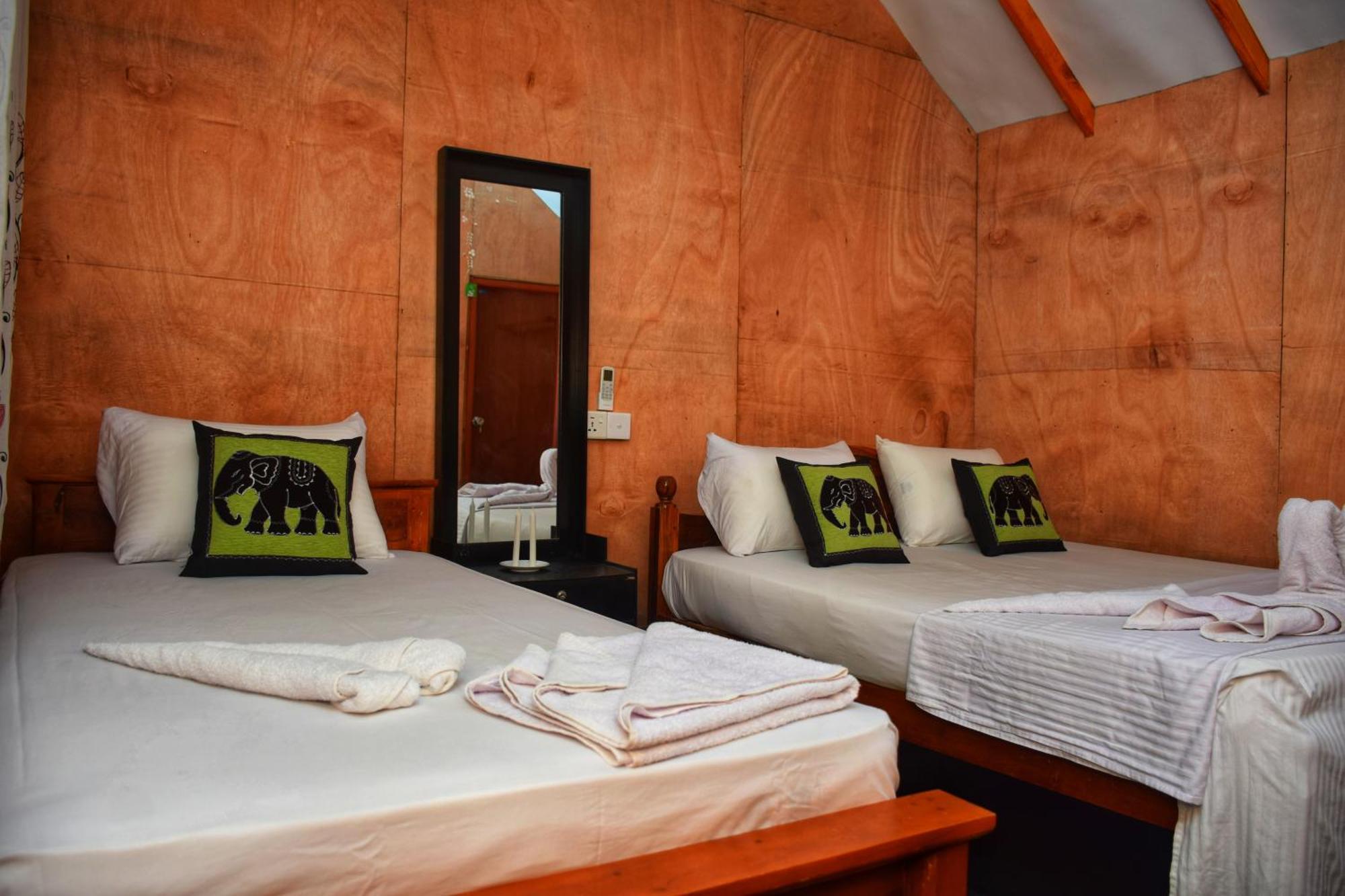 Appartement Akash Treehouse à Sigirîya Extérieur photo